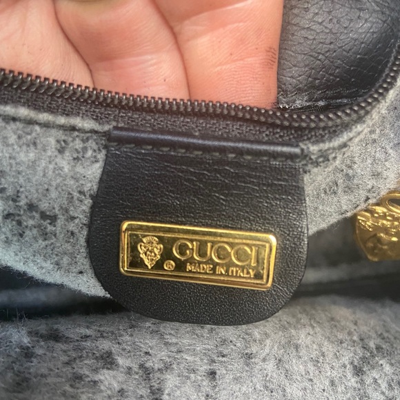 ** SOLD ** Vintage Gucci Crossbody - Picture 9 of 11